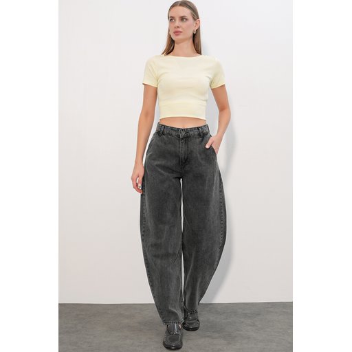 6689 بنطلون جينز نسائي بخصر عالٍ وقصة باجي - أنثراسيت 6689 Women's High-Waist Baggy Jeans - Anthracite