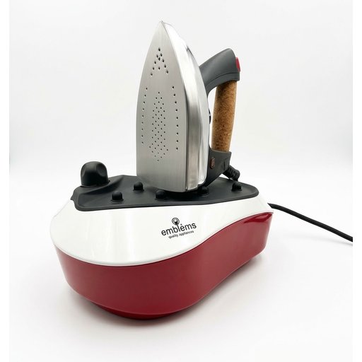 مكوى امبليوم (نورفا) يدة خشب أحمر موديل EMS13 Embleme (Norva) Iron with Red Wooden Handle, Model EMS13