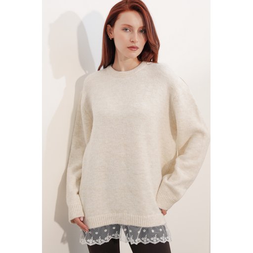 كنزة نسائية تريكو فضفاضة بتفاصيل تول 15968 - كريم Women's Oversize Knit Sweater with Tulle Detail 15968 - Cream