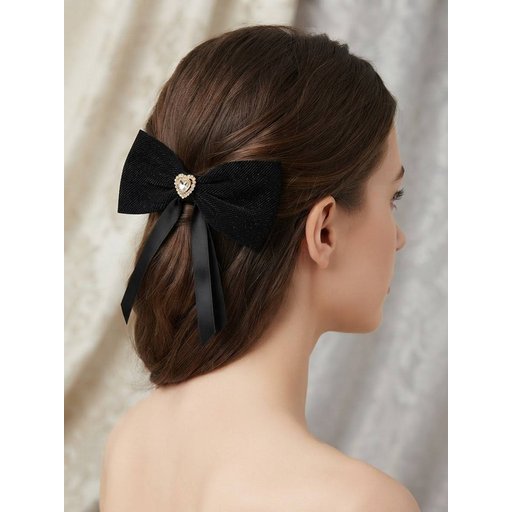 فيونكة للشعر Hair bow