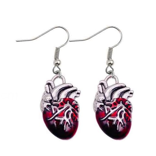 تراجي على شكل قلب Earrings shaped like a heart