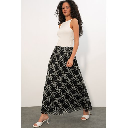 تنورة نسائية مبطنة بنقشة 8075 - أسود داكن Women's Patterned Lined Skirt 8075 - Dark Black