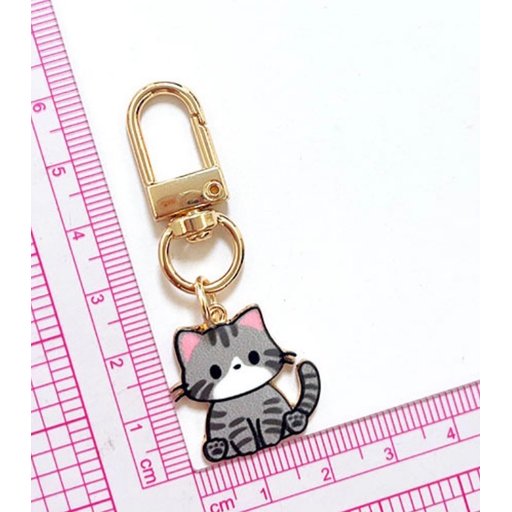 ميدالية قطة رصاصي Gray cat medal