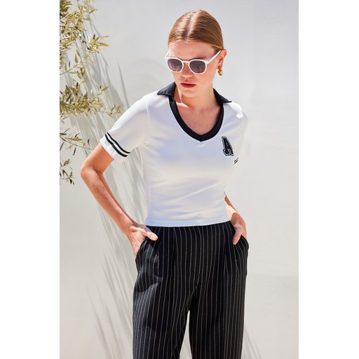 بلوزة تريكو بولو أساسية 4320 - أبيض 4320 Basic Polo Neck Knit Blouse - White