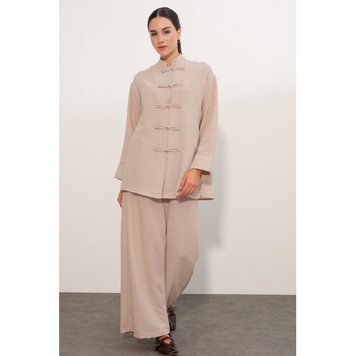 طقم نسائي قطعتين كتان فيسكوز - قميص أوفرسايز وبنطلون - بيج 30126 Women's Oversize Linen Viscose Shirt & Pants Two-Piece Set - Beige 30126