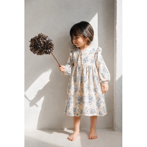 فستان بناتي موسمي بنقشة زهور زرقاء 1-7 سنوات Girls' Seasonal Dress with Blue Floral Pattern 1-7 Years