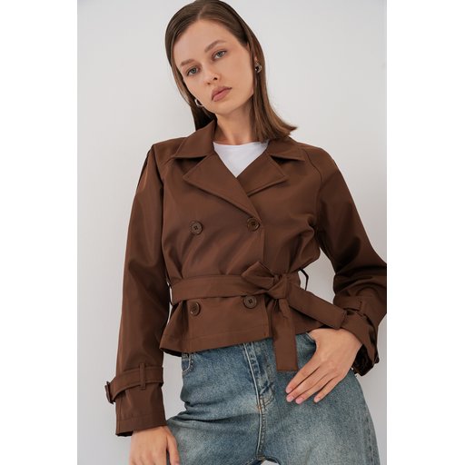 معطف ترنش قصير نسائي بحزام 5970 - بني Women's Belted Short Trench Coat 5970 - Brown