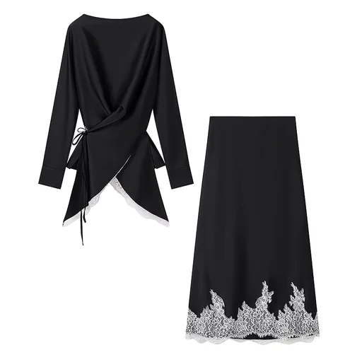 طقم أسود أنيق من قطعتين مزين بالدانتيل Set Skirt and Shirt with Dantel