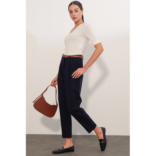 بنطلون نسائي قماشي بحزام 30136 - كحلي Women's Belted Fabric Trousers 30136 - Navy Blue