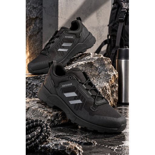 حذاء MUGGO TORVEX شتوي للجنسين برباط ونعل سميك للمشي والرحلات - أسود MUGGO TORVEX Unisex Winter Lace-Up Thick Sole Outdoor Trekking Boot - Black