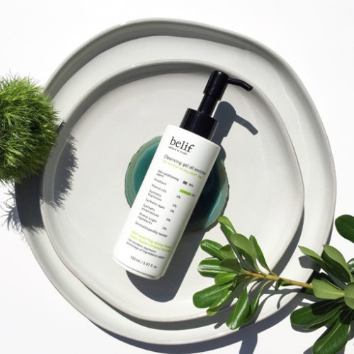 غسول جل زيتي للبشرة العادية والجافة  Cleansing Gel Oil Enriched For Normal To Dry Skin