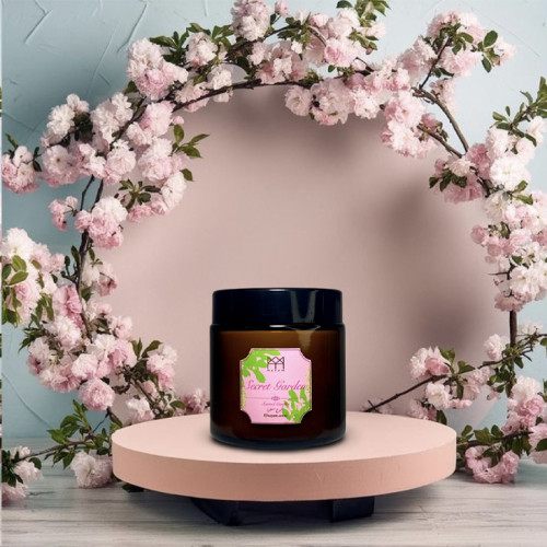 شمعة معطرة Secret Garden Scented Candle 100 g