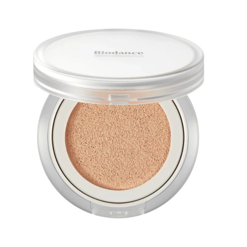 فاونديشن كوشن إيسنس Radiant Pure Essence Cushion