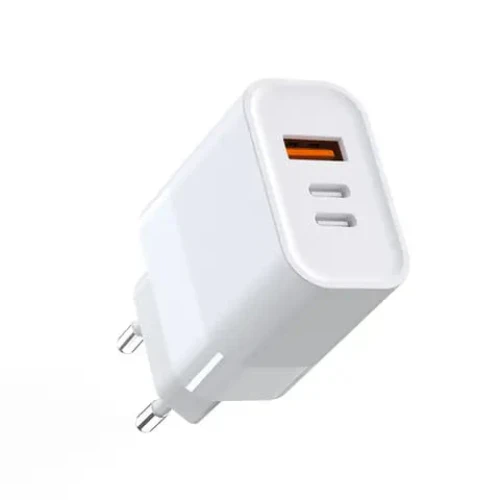 شاحن جداري  ثلاثي المنافذ بقدرة إجمالية 65 واط. PD Adapter three ports 65W