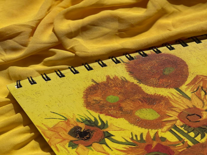 دفتر رسم A4 - زهرة عباد الشمس A4 sketching book - sunflower
