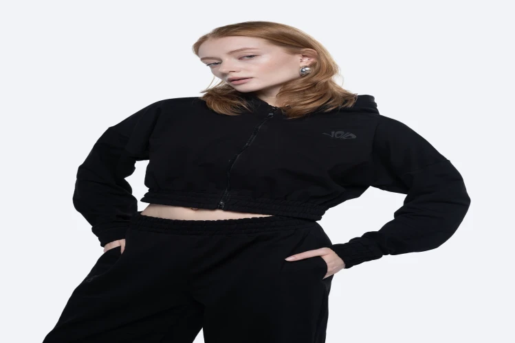 بدلة رياضية نسائية بسحاب – Nullify Nullify Zipper women’s tracksuit