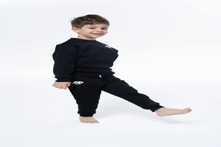 بدلة رياضية للأولاد – Leeway Leeway Kids Boy’s tracksuit
