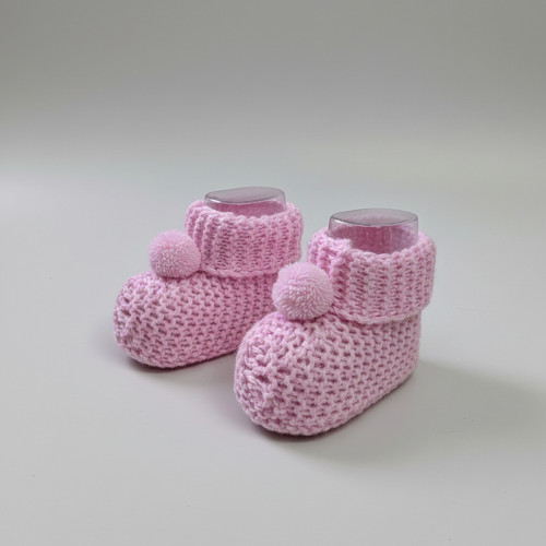 جوارب اطفال محيوكة knitted baby socks