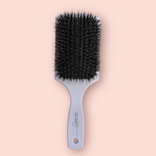 فرشاة شعر من نور يونس Nour Younes Hair Brush