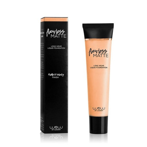 فاونديشن مات بثباتية عالية Flawless Matte Long Wear Liquid Foundation