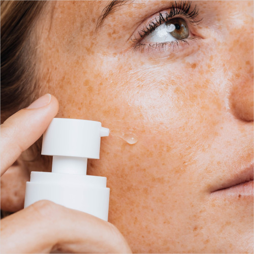 دفاع متقدم ضد الشوائب﻿ (لعلاج العيوب) تحسين + تجديد ADVANCED BLEMISH DEFENSE perfecting + rejuvenating