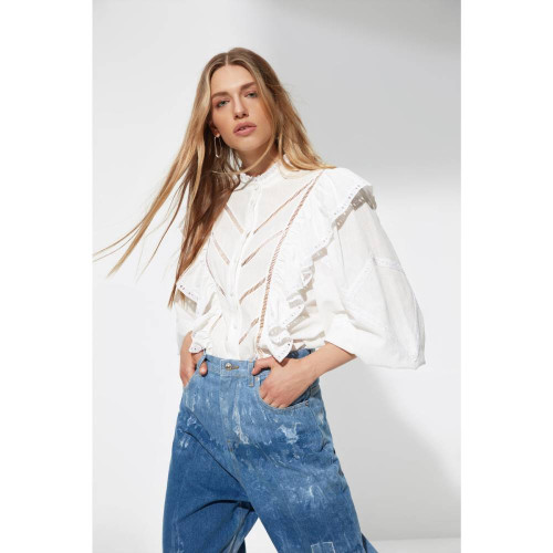 قميص منسوج بتفاصيل زينة وأكمام بالون Applique Detail Balloon Sleeve Woven Shirt