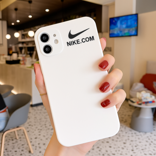 كفر آيفون حماية من الكسر والصدمات iPhone case to protect against breakage and shocks