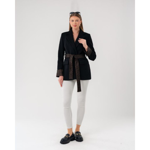 بليزر برباط خصر ونقشة جلد النمر Wool Blend Wrap Blazer with Leopard Print Details