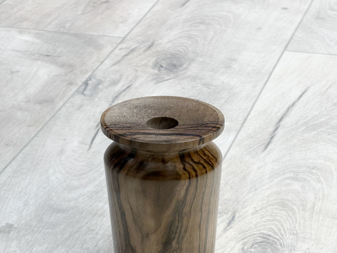 فازة خشب Wooden vase