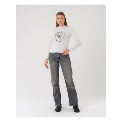قميص نسائي بأكمام طويلة Women's Long-Sleeve Shirt