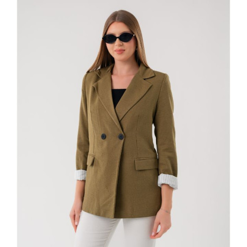 جاكيت بليزر بقصّة قصيرة Cropped Blazer