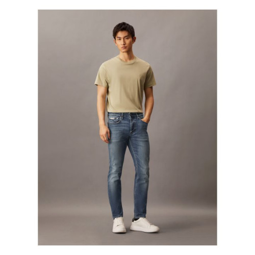 جينز رجالي Slim بتأثير باهت Men's Faded Slim Jeans