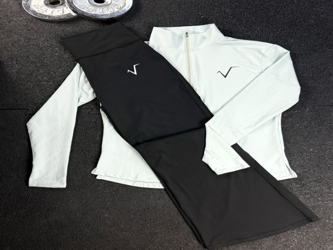 بدي نسائي رياضي Half-Zip Pullover