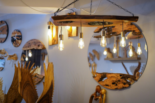 المرایا الخشبیە Wooden Mirror