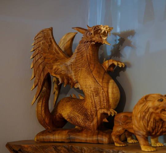 تنين خشبي Wooden Dragon