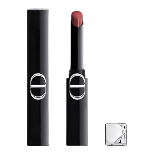 أحمر شفاه لامع أون ستيج On Stage Shock Shine Lipstick