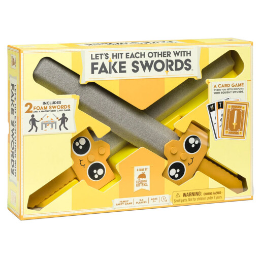 هيا نضرب بعضنا البعض بسيوف مزيفة Let's hit eachother with fake swords