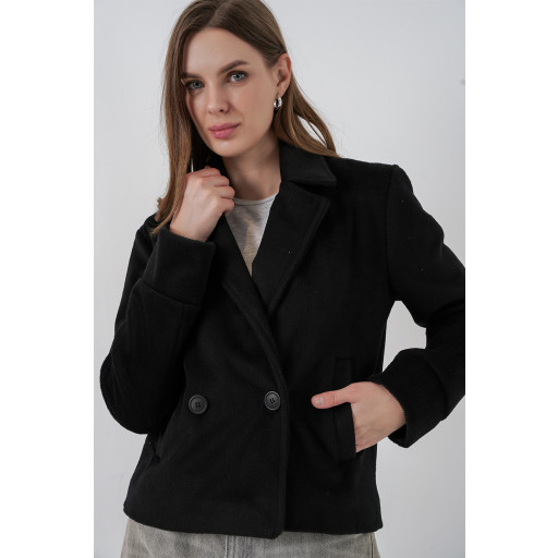 جاكيت نسائي قصير من الكاشيه 0725 - أسود Women's Short Cachet Jacket 0725 - Black