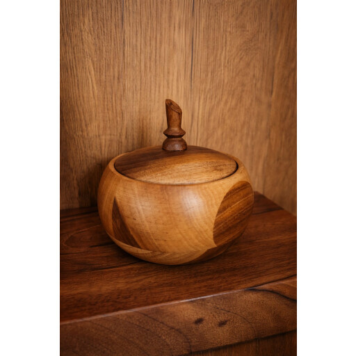 كاسة خشبية Wooden bowl