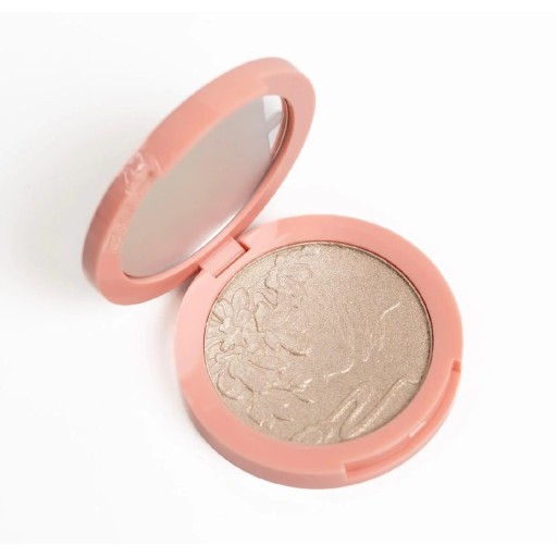 إضاءة وجه مضغوطة Silky Touch Highlighter