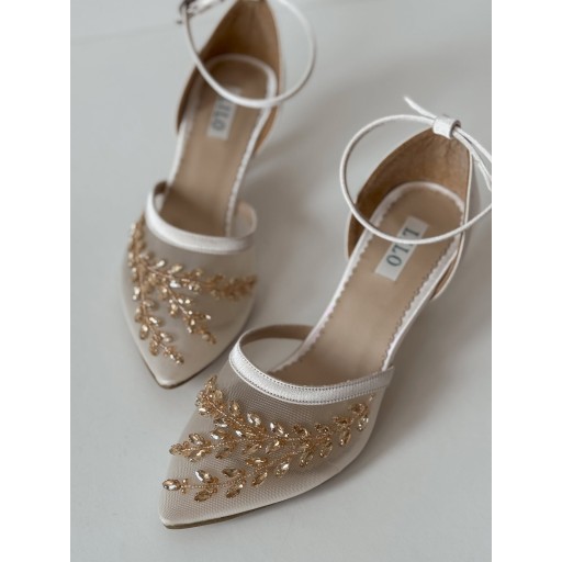 حذاء زفاف ومناسبات أمبر من ليلو بدبان طبي - تطريز ذهبي LILO Amber Wedding Heels - Off White