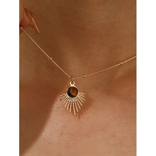 قلادة Necklace