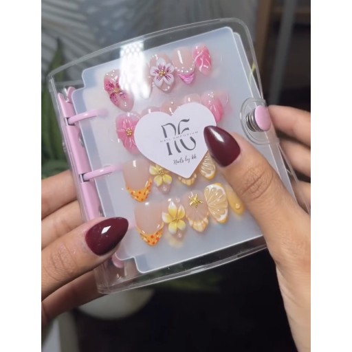 دفتر ومنظم ألبوم شفاف لحفظ وعرض الأظافر الاصطناعية (Press-on Nails) Clear Binder Album Display & Storage Book for Press-on Nails
