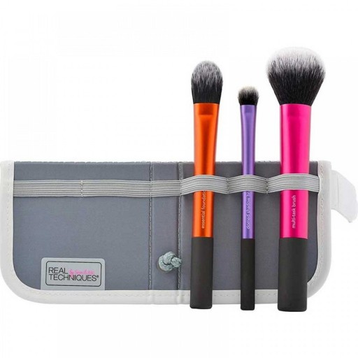 مجموعة فرش السفر الاساسية Travel Essentials Brush Set