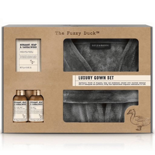 طقم العناية بالجسم للرجال مع روب حمام 4 قطع Men's body care set with bathrobe 4 pcs