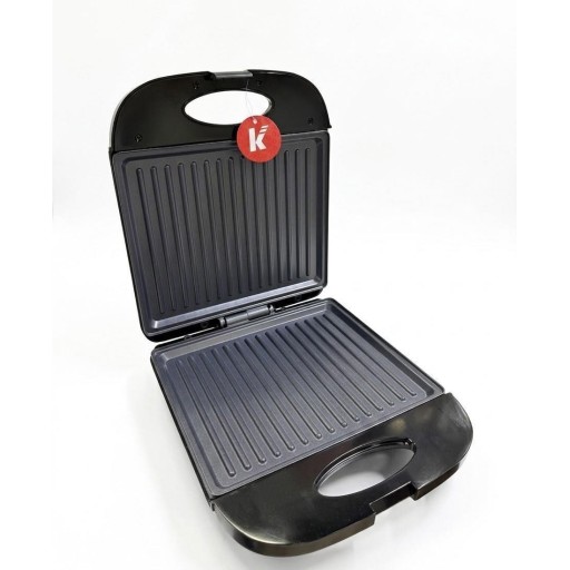 صانعة السندويشات SANDWICH MAKERS