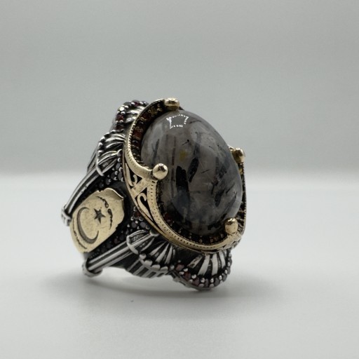 خاتم الكوارتز الملكي Royal Quartz Ring