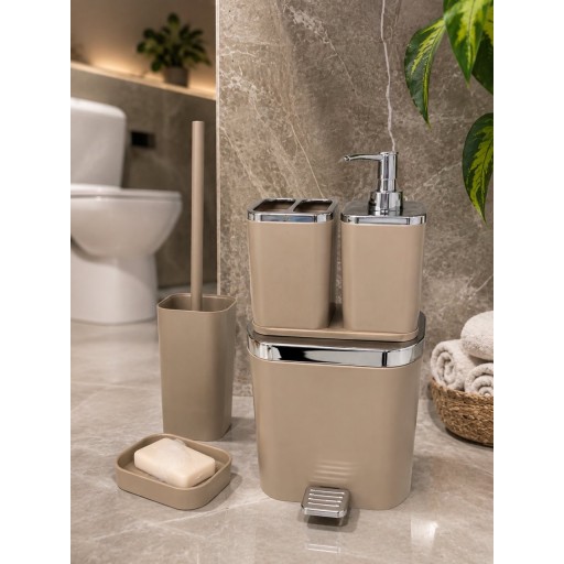 سيت اكسسورات حمام عالية الجودة فخمة High quality luxurious bathroom accessory set.