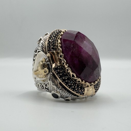 خاتم الياقوت VIP – تصميم الذئب VIP Ruby Wolf Ring