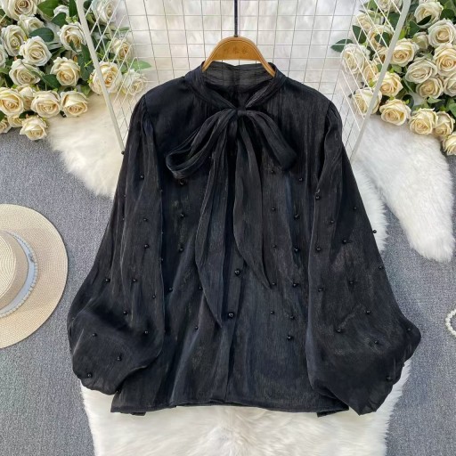 بلوزة سوداء أنيقة مزينة باللؤلؤ مع ياقة بربطة Black Elegant shirt